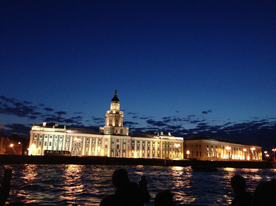 俄羅斯幾點(diǎn)天黑