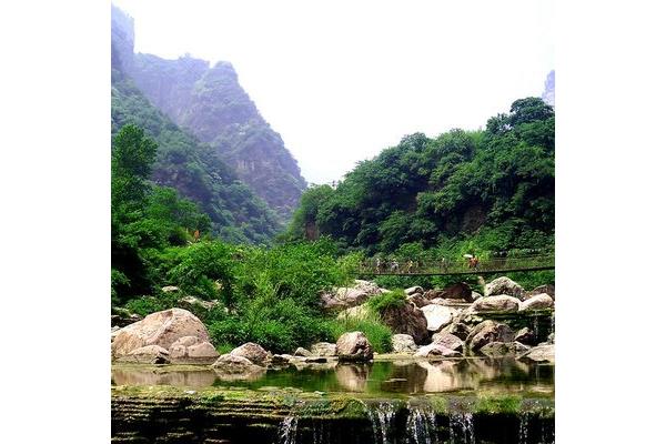 新鄉(xiāng)八里溝景區(qū)對(duì)持有優(yōu)待證對(duì)象免門票