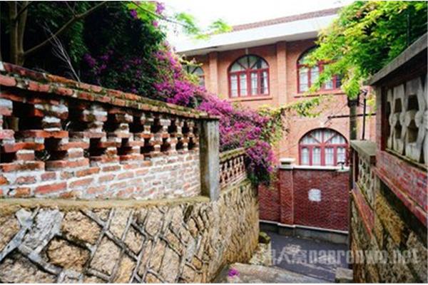 鼓浪嶼旅游景點(diǎn)有哪些,類似鼓浪嶼的旅游景點(diǎn)